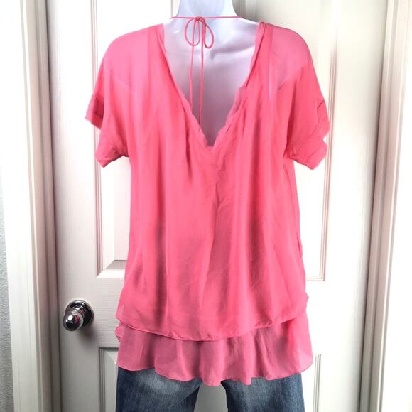 Banana Republic Silk Coral Flutter Top Shirt Blouse Sz Small - Picture 2 of 8